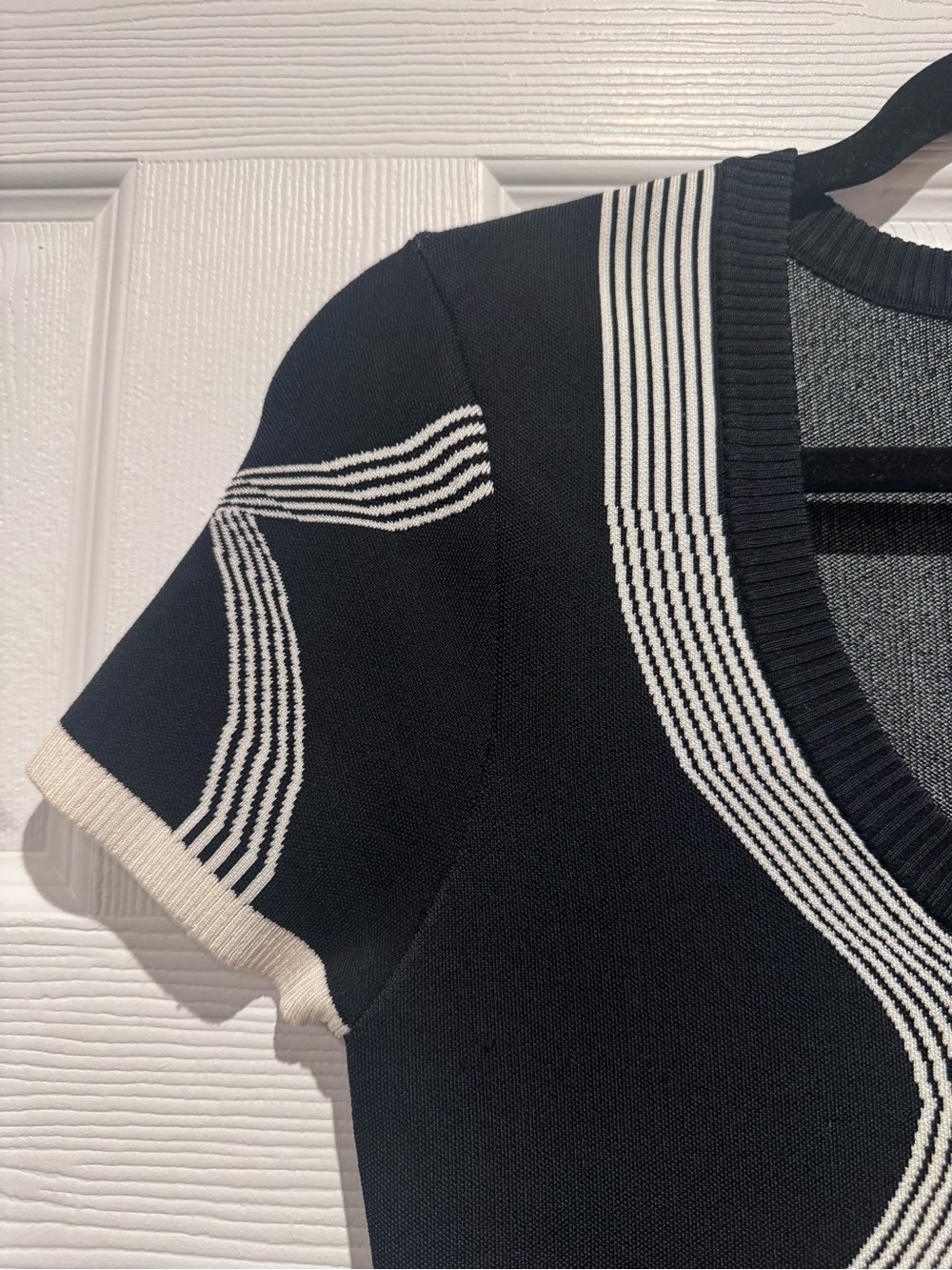 Black Short Sleeve Knit Bodycon Dress with White Trim - Picture 4 of 4
